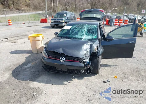 2015 Volkswagen Golf Gti 2.0T S 4-Door z USA, uszkodzony, nr VIN 3VW4T7AUXFM077013